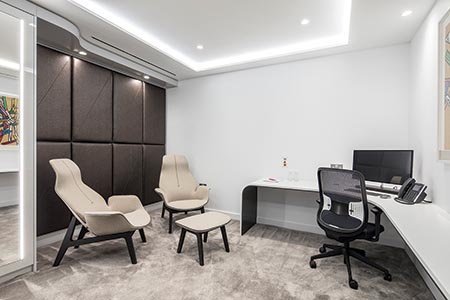 Rockfon ceilings for health assessment clinic