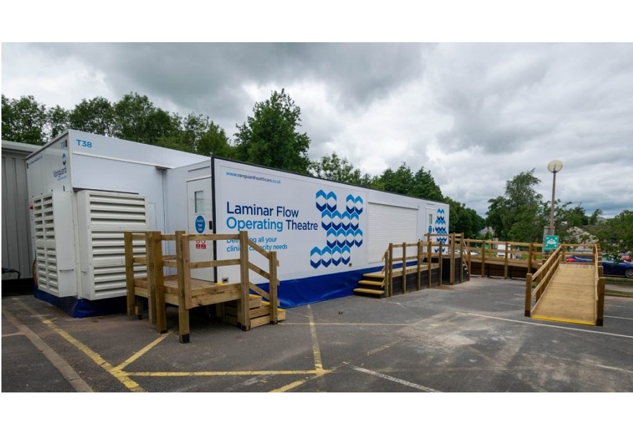 Mobile laminar flow theatre for Shetland hospital