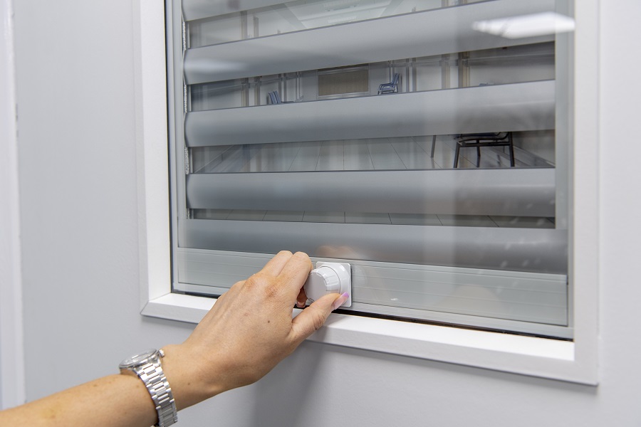 Integral blinds – the ideal shading and privacy solution for healthcare
