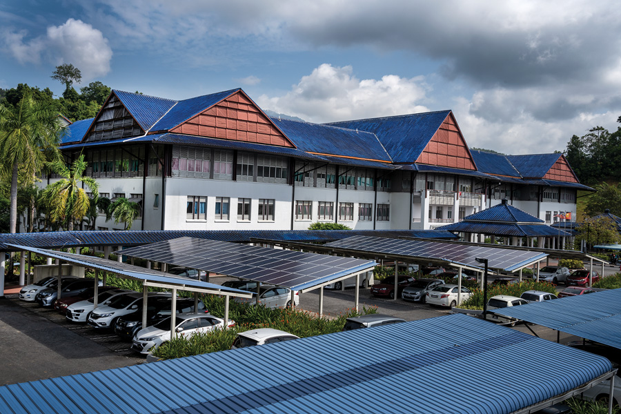 Making Malaysia’s public  healthcare system ‘greener’