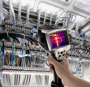 See More with the Testo 880 Thermal Imaging Cameras