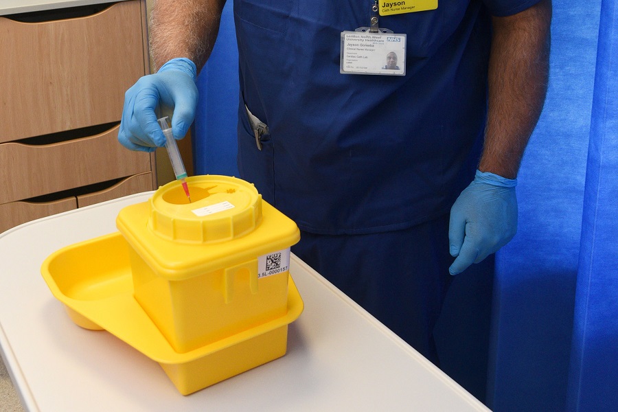 Carbon-saving reusable sharps container service launched