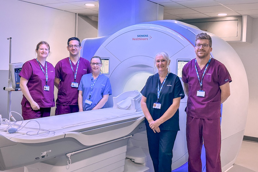 Warrington and Halton Diagnostics Centre officially opens at Halton Hospital